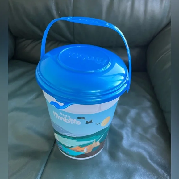 Tim Hortons Summer Bucket Timbits - Picture 2 of 3